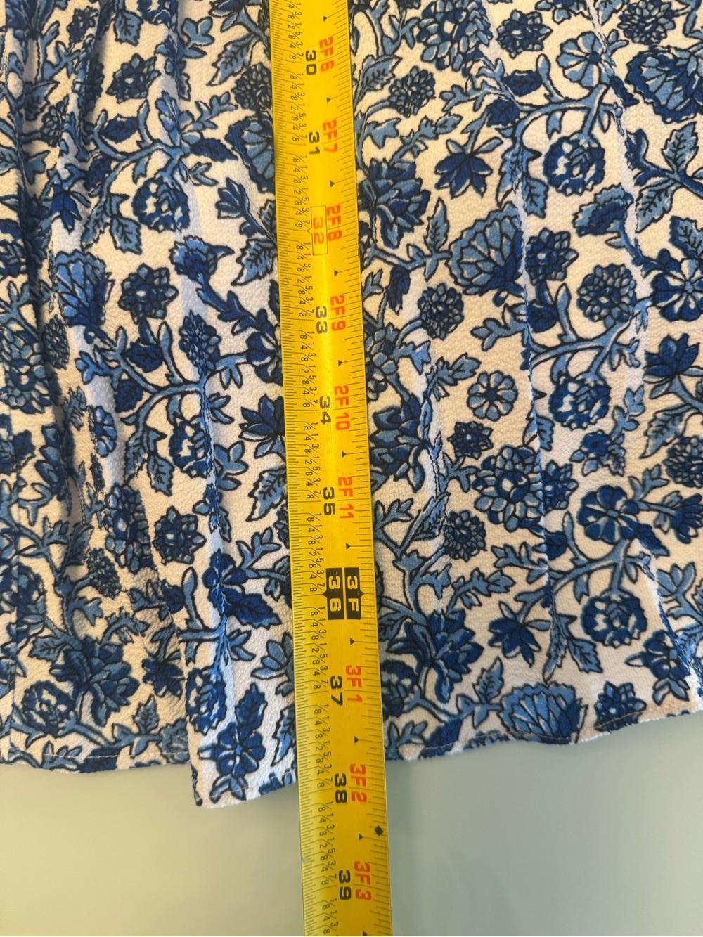 MICHAEL Michael Kors Blue White Floral Pleated Dress Smocked Bell Sleeve XS - Picture 6 of 12